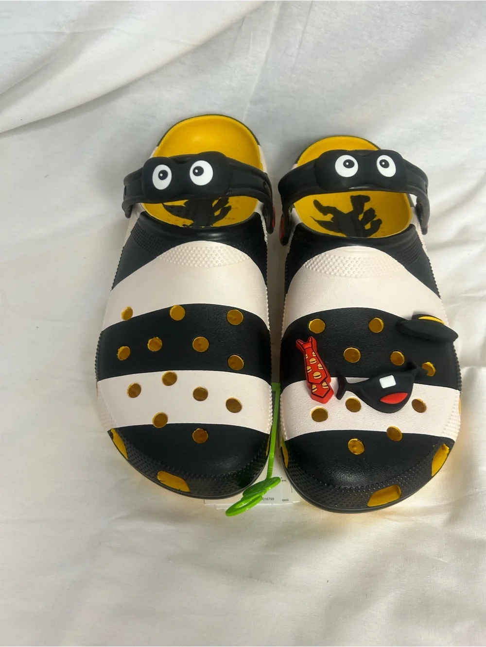 NWT McDonald’s x Crocs Hamburglar Classic Clog Shoes w/ Jibbitz